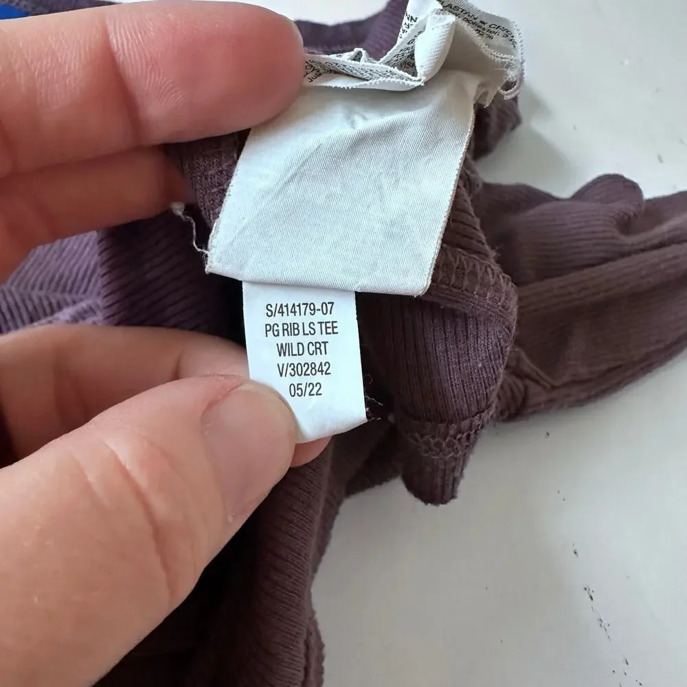 Old Navy purple ribbed